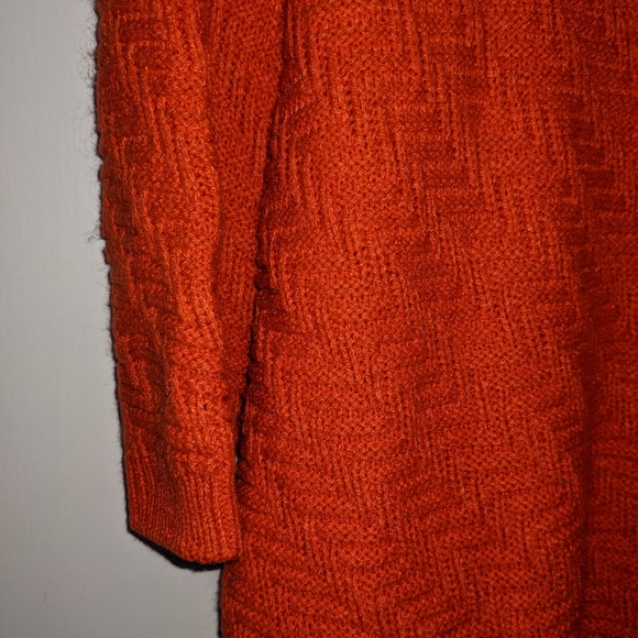 New York & Company red sweater - Picture 3 of 5